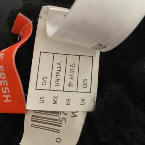 Joe Fresh Black Knit Hat - Picture 4 of 5